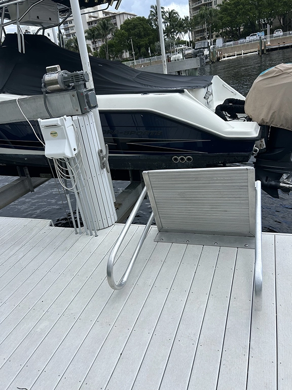 dock boarding platform